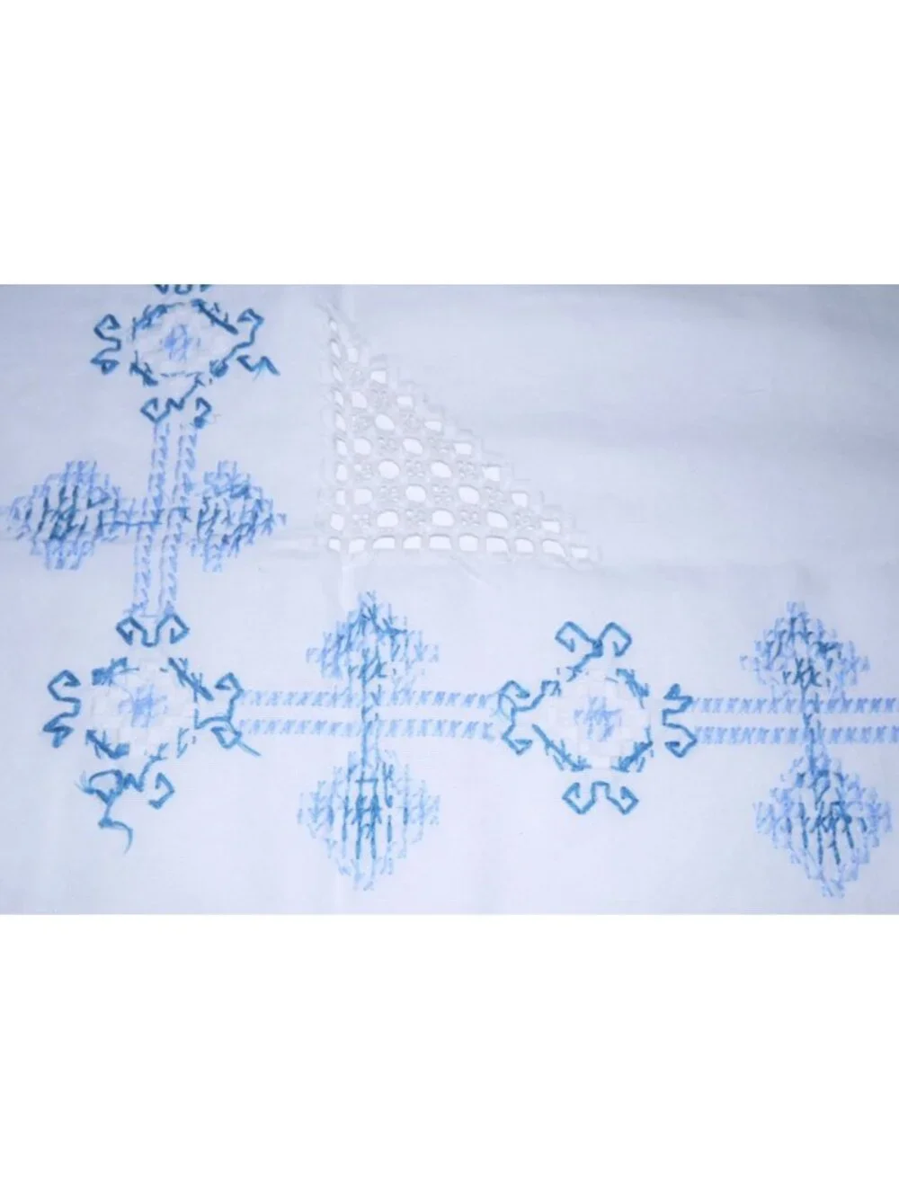 Vintage hand embroidered needlepoint cotton tablecloth blue & white 33 x 33.5